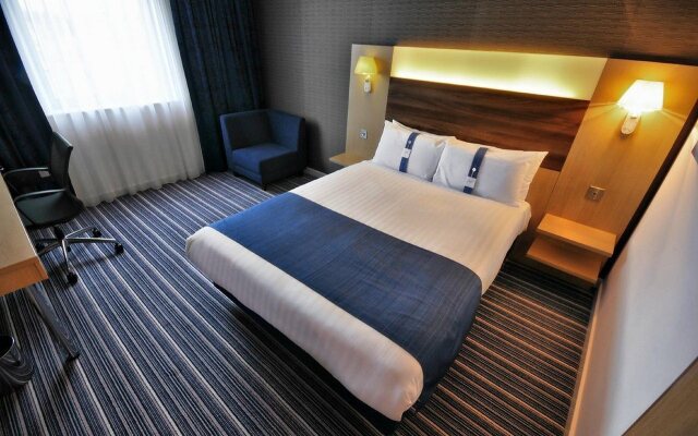 Holiday Inn Express Leigh - Sports Village by IHG