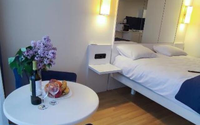 Orbi City Tower 3559