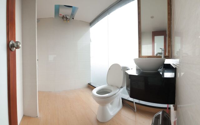 Dalana House