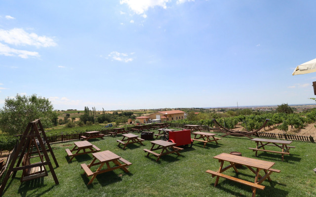 Dessera Vineyards Hotel