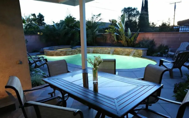 Dazzling 5 Bedroom Pool Home 1/4 Mile To Disney
