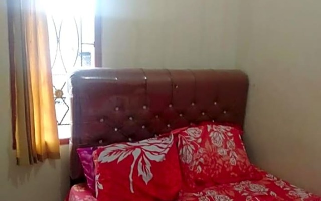 Kurnia Pandawa Homestay Syariah by Luxury Degree