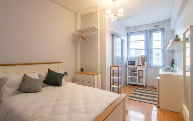 Stylish Studio Apartment In Surry Hills