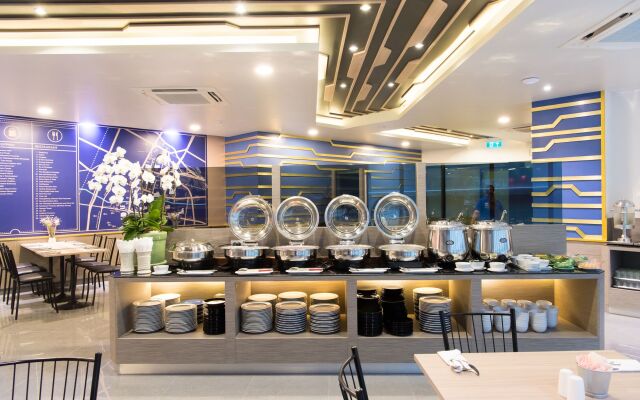 Tarawish Hotel