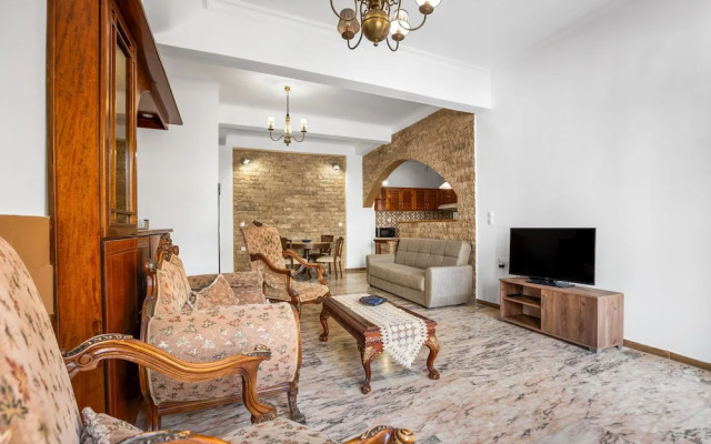 Serenity Maisonette -studio in the Heart of Chania