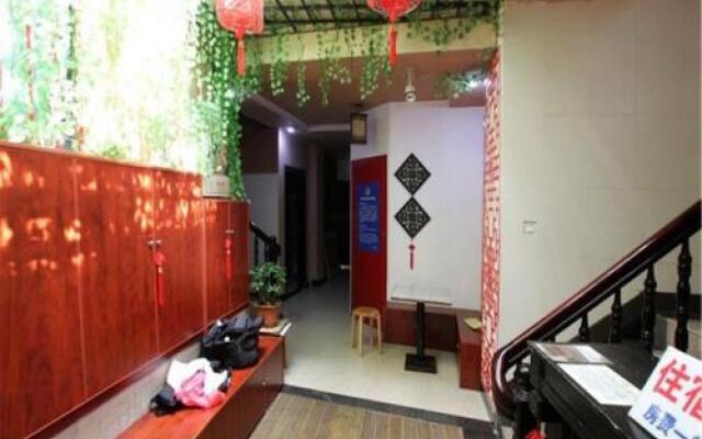 Yangshuo Jiangbian Inn