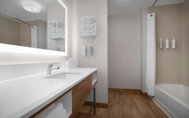 Hampton Inn Yorkville