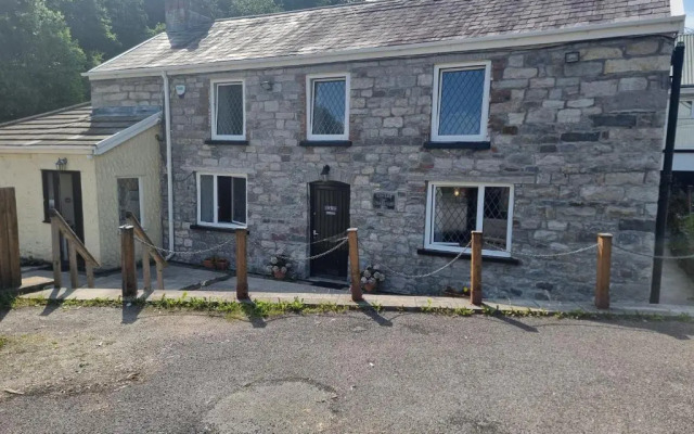 Old Tredegar Arms
