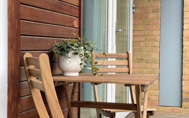 Nest Easy - Nine Elms
