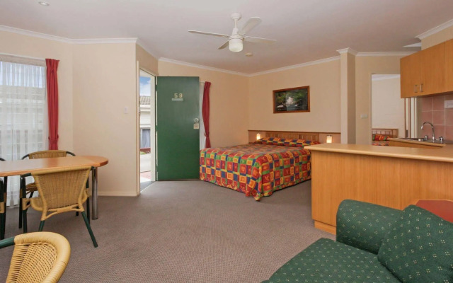 Cooma Motor Inn