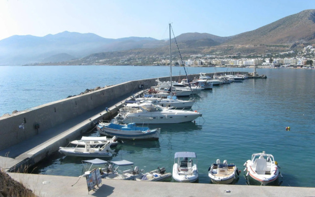 Romantica Hotel Apartments