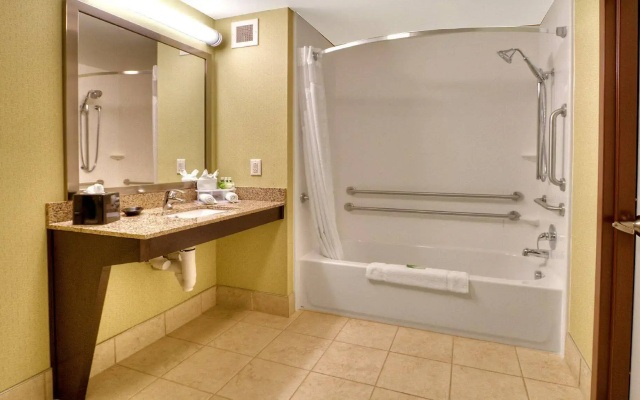 Holiday Inn Express & Suites Pittsburgh SW - Southpointe by IHG