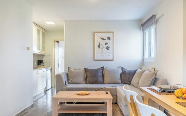 Seaview Portside apartment