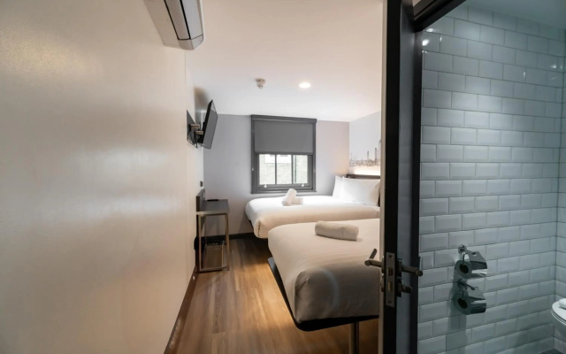 easyHotel Victoria