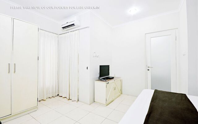 ZEN Rooms Mampang Prapatan Syariah