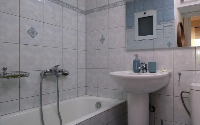 40m² homm Glyfada Apartment, Tataki street