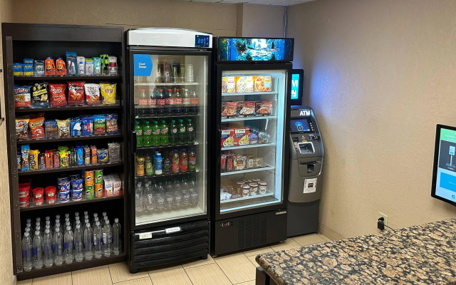 Comfort Suites Airport