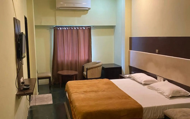 Hotel Skylark