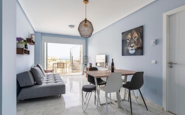 Modern apartment with roof terrace and sea view