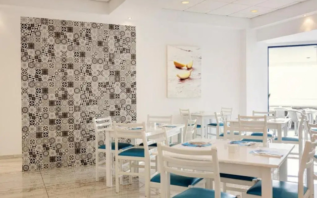 Lantiana Gardens ApartHotel