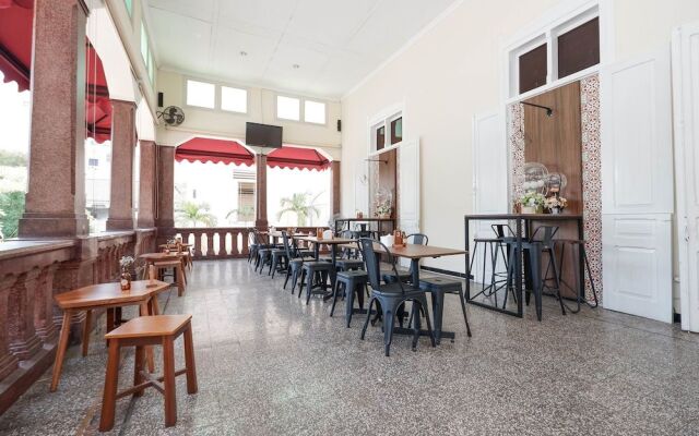 OYO 1534 Damai Residence