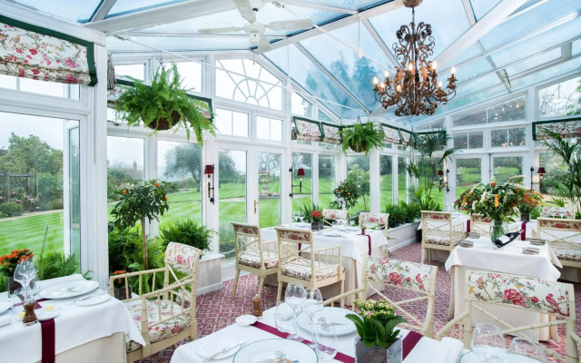 Summer Lodge Country House Hotel
