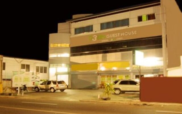TR3ATS Guest House