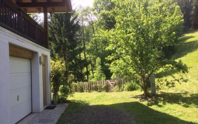 Villa La Regina im Walde