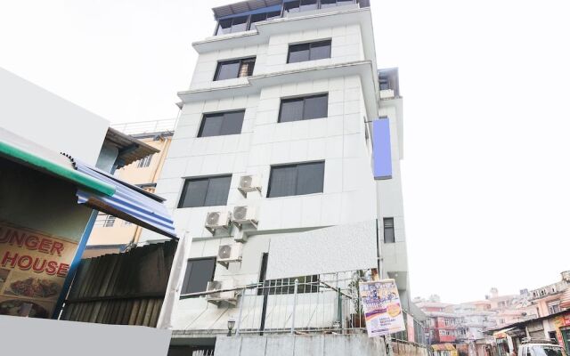 OYO 358 Hotel Rose Star