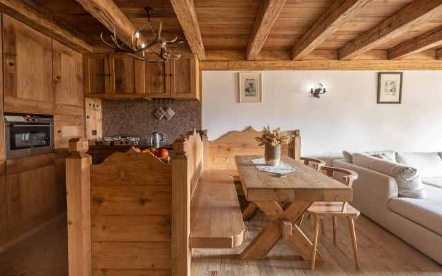 Cortina Lodge Stunning View R&R