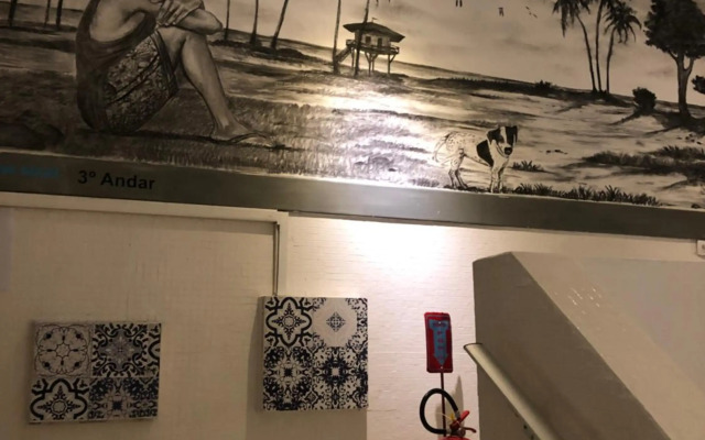 Lindo APARTAMENTO com Varanda à 200m - Praia de BOA VIAGEM