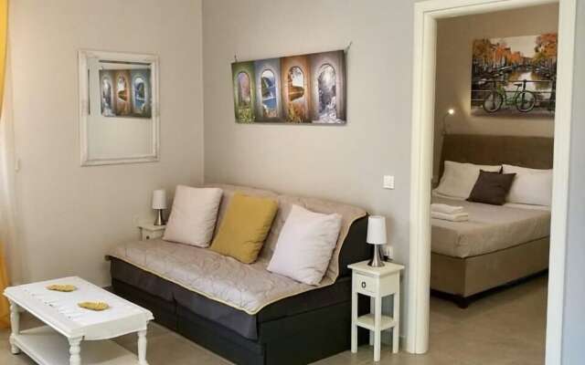 PargaLand Studios & Apartments