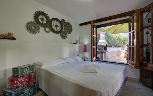 Lacco Cottage