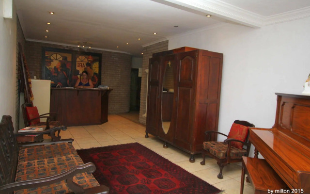 Sunset Ridge Guesthouse