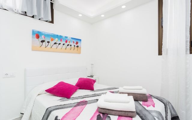 241. Quite Bungalow with Terrace and Barbecue