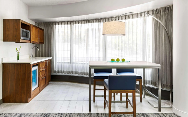 Hilton Fairfax