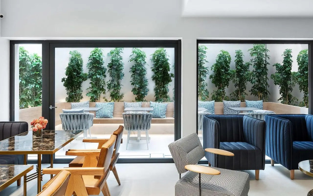 DAYS City Suites