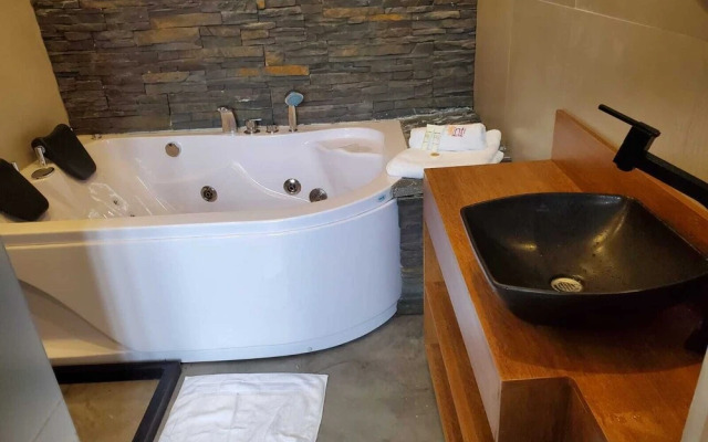 Hotel Inti Quito