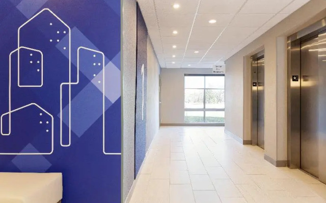 Holiday Inn Express & Suites Linden