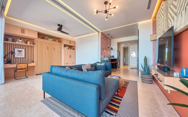 Maxwell Collection Romantic Zone