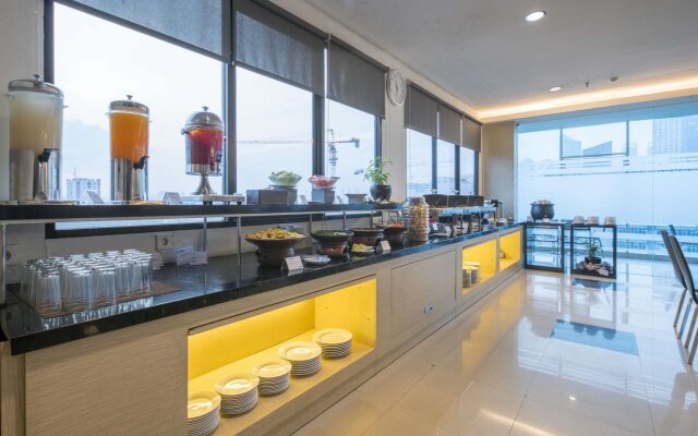 Hotel 88 Grogol by WH