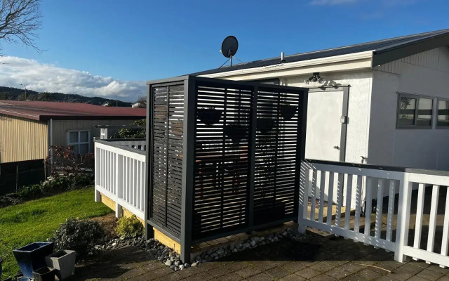 Raglan Retreat on Gilmour