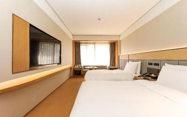 Ji Hotel (Shanghai Xujiahui Guanshengyuan Road)