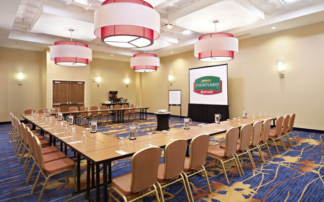 Courtyard by Marriott Edmonton West