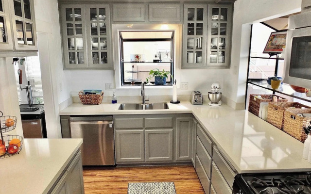 Park Avenue Beach Paradise Chic & Secluded 4 BDR