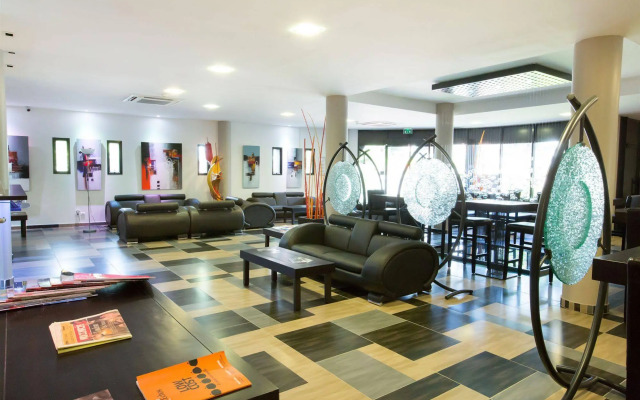 Le Pier Toulouse Hotel