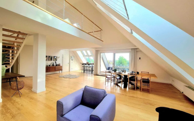Penthouse 3bedrooms w. Parking&3Terraces