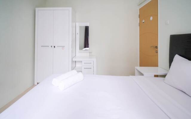 Best Location And Comfy 2Br At Bale Hinggil Apartment