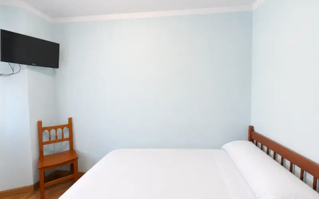 Hostal Ec Leon