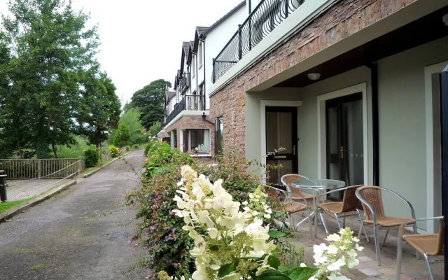 Grove Lodge Holiday Homes